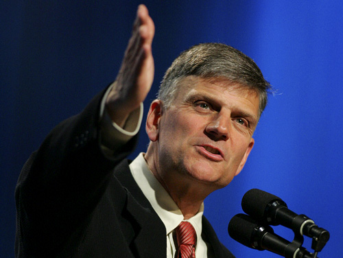 (RNS1-MAY02) Evangelist Franklin Graham preaches during a recent crusade in Mobile, Ala. See RNS-GRAHAM-QANDA, transmitted May 2, 2006. Religion News Service photo by John David Mercer/The Press-Register in Mobile, Ala.