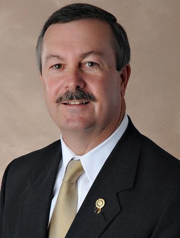 Leigh Hudson was recognized at the Rotary District 7710 Conference for his commitment to Polio Eradication.