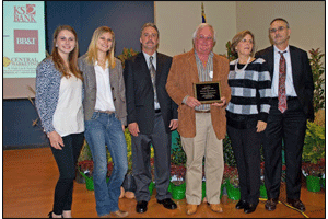 (L to R): Members of the Jeffrey C. Lee Family: Meredith Cobb, Michelle Cobb, Jay Lee, Jeffery Lee, Luellen Benson, and Mike Lee