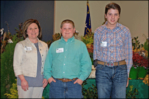 (L to R): Strickland’s Crossroads 4-H Leader Katina Anderson, Harvey Anderson, and Kaleb Byrd