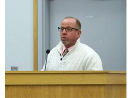 Smithfield Parks and Recreation Director Gary Johnson asks members of the Smithfield Town Council to consider applying for a grant to buy more land around Smithfield Community Park. Johnson said more land is needed for ball fields and parking spaces. WTSB Photo