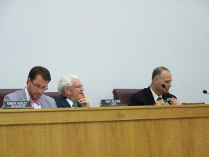 Newly hired Smithfield Town Manager Michael Scott, Interim Town Manager Jim Freeman, and Mayor Andy Moore at the May 2016 town council meeting. JoCoReport.com Photo