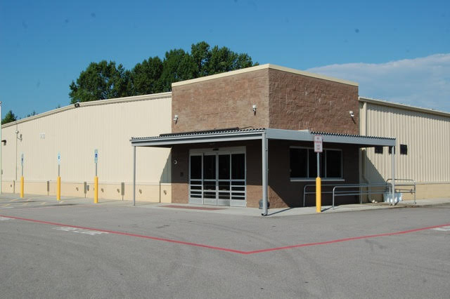 The Benson location of the former Walmart Express is expected to once again see customers walk through its doors. Thanks to a permit request from developers, Dollar General store signs are expected to be placed on the building. Story and photo courtesy The Daily Record